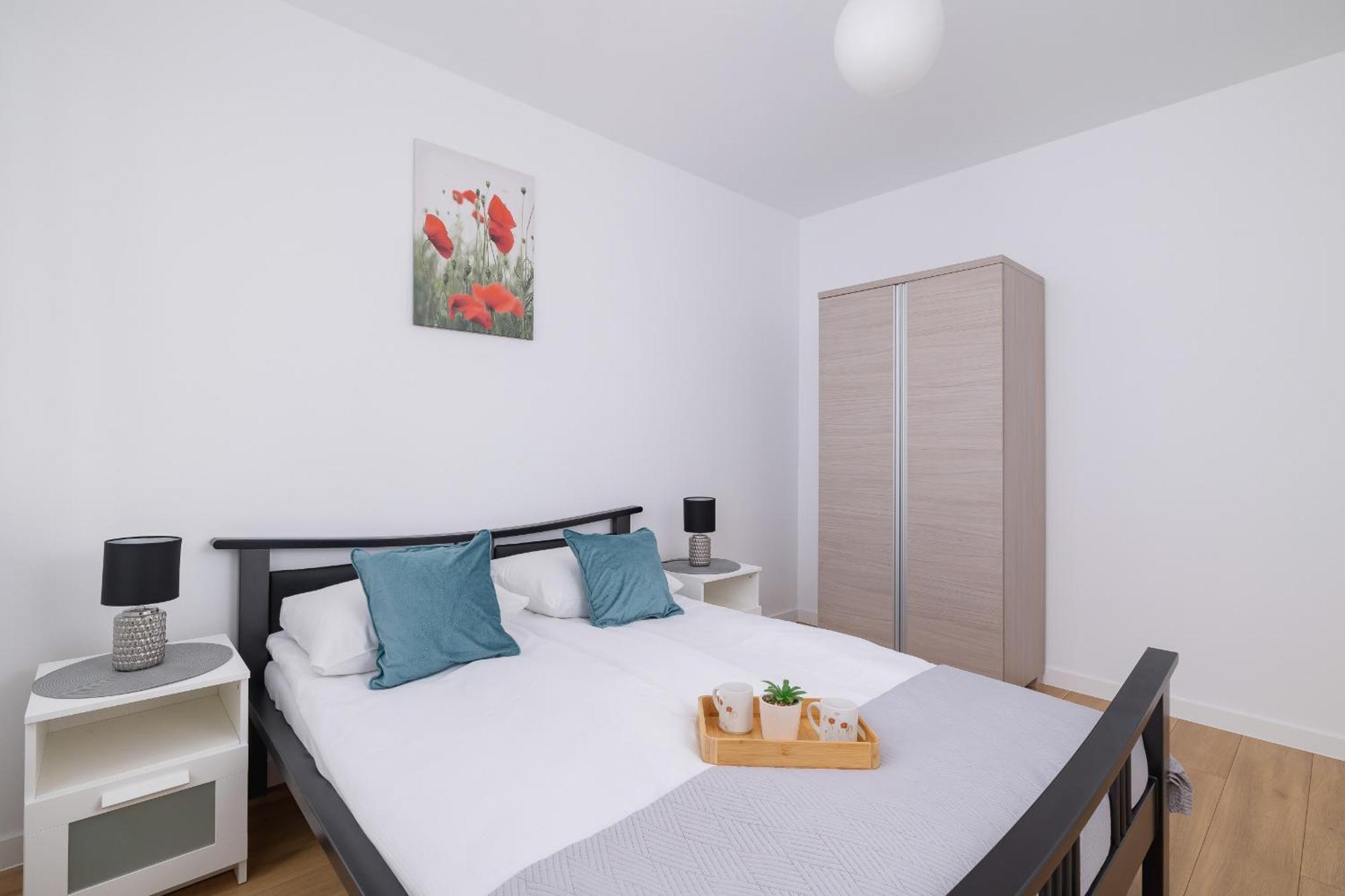 Modern Apartment With Parking Near Tauron Arena By Rent Like Home クラクフ エクステリア 写真