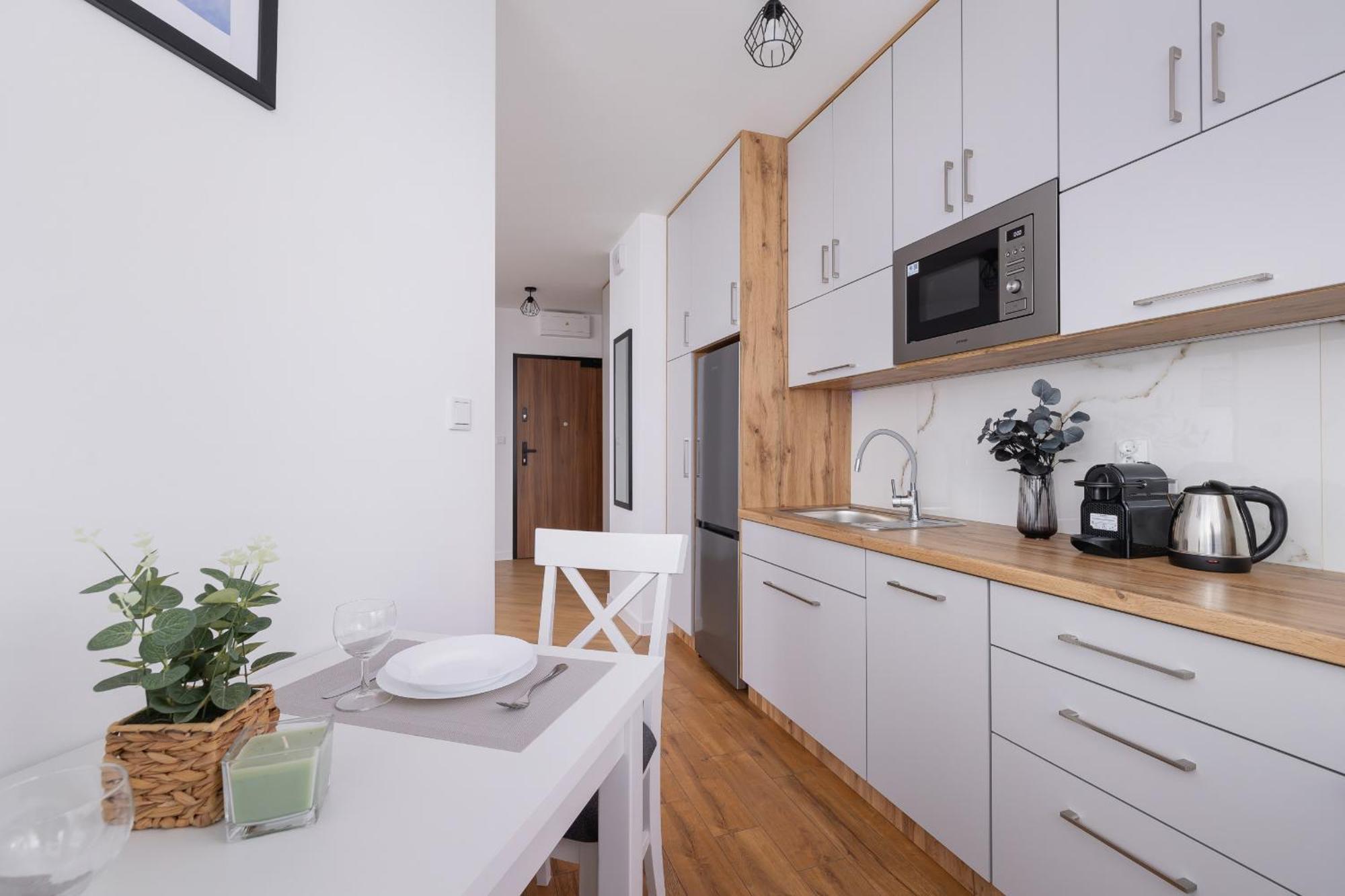 Modern Apartment With Parking Near Tauron Arena By Rent Like Home クラクフ エクステリア 写真